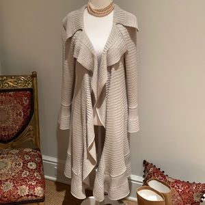 NWOT ST. JOHN WOOL RAYON KNIT SWEATER COAT LIGHT TAUPE COLOR W/SELF TIE BELT S